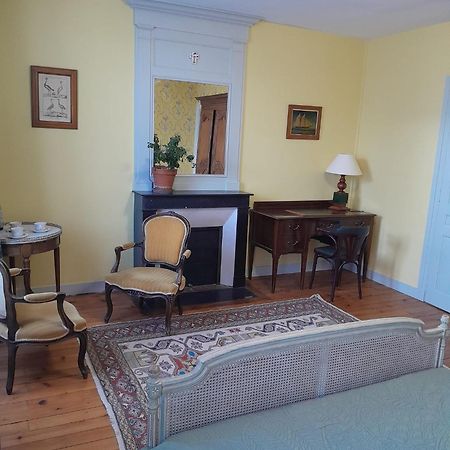 Périers Chambres D'Hotes De Charme Dans Maison De Maitre Xixeme מראה חיצוני תמונה