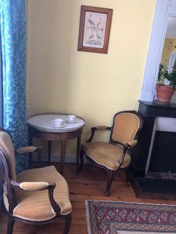 Périers Chambres D'Hotes De Charme Dans Maison De Maitre Xixeme מראה חיצוני תמונה